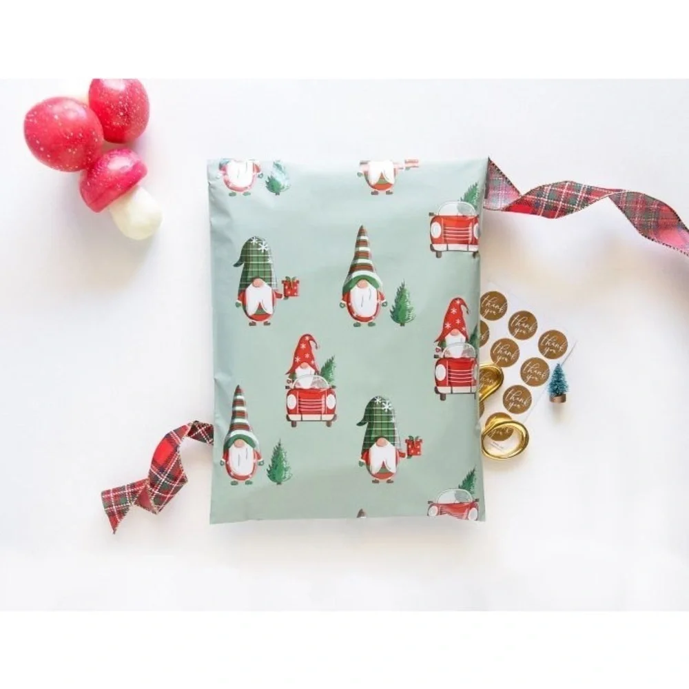 Polymailers  100 10x13 Self Sealing‎ Marble Christmas Gnomes! NEW